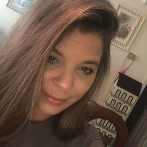 Meet your Posher, Kacey